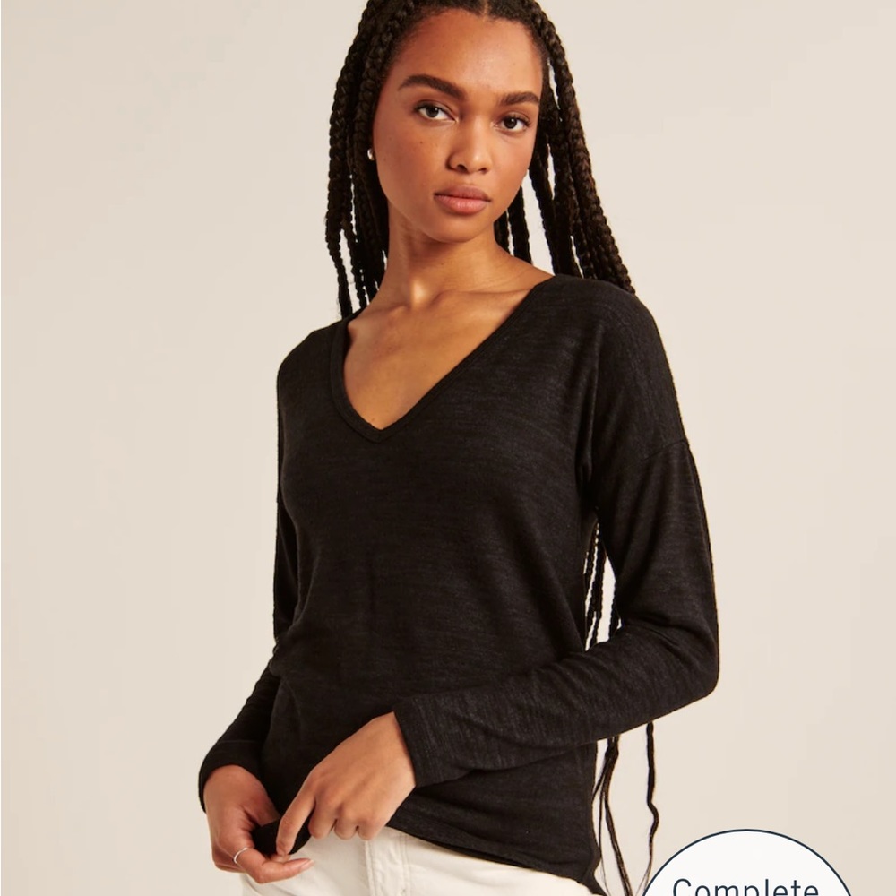 Abercrombie & Fitch Cozy Long Sleeve V-Neck Legging Tee